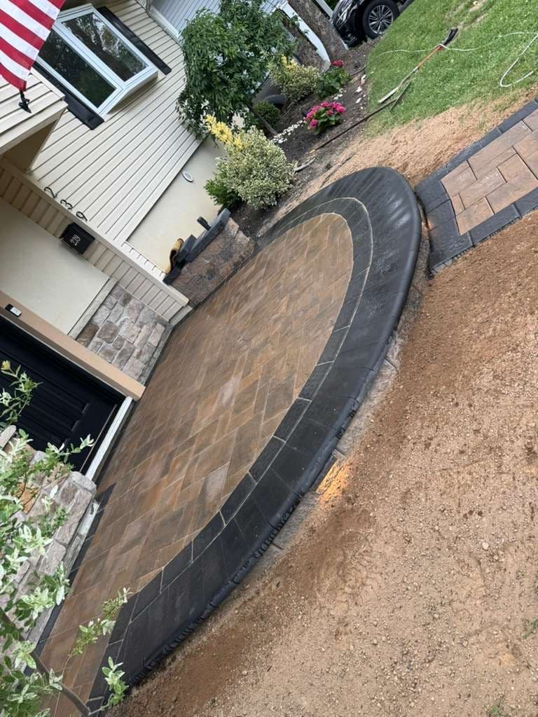 Gallery photos for Transform Your Home’s Entrance with Our Hardscape Solutions: Image #3