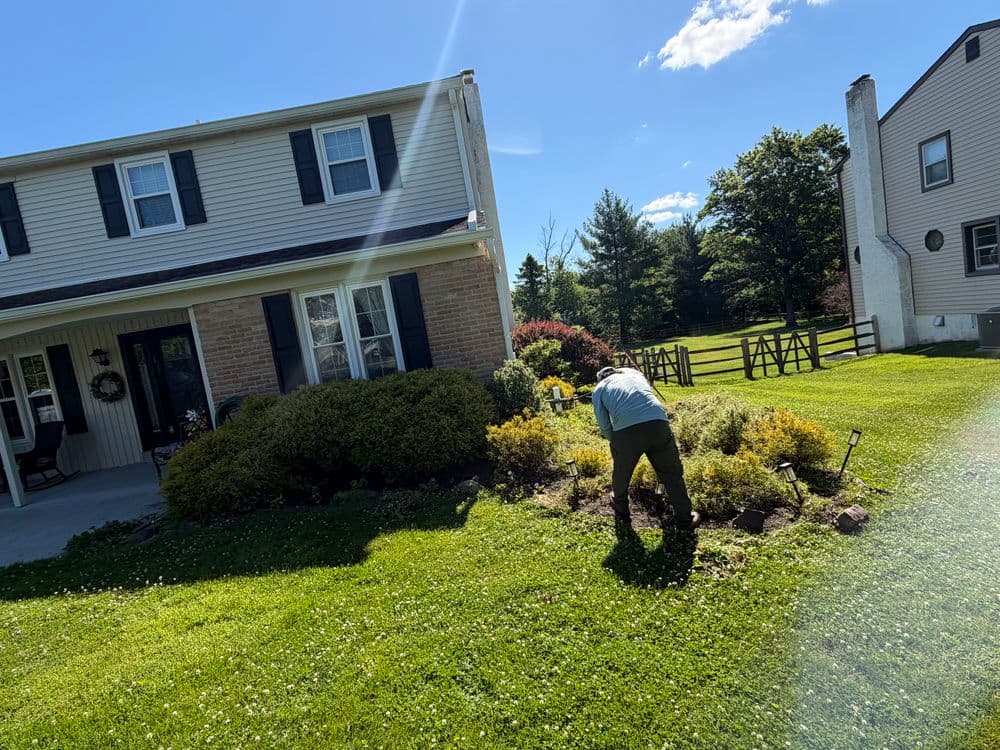 Gallery photos for 🌿 Landscape Maintenance in Southampton, PA: Image #1