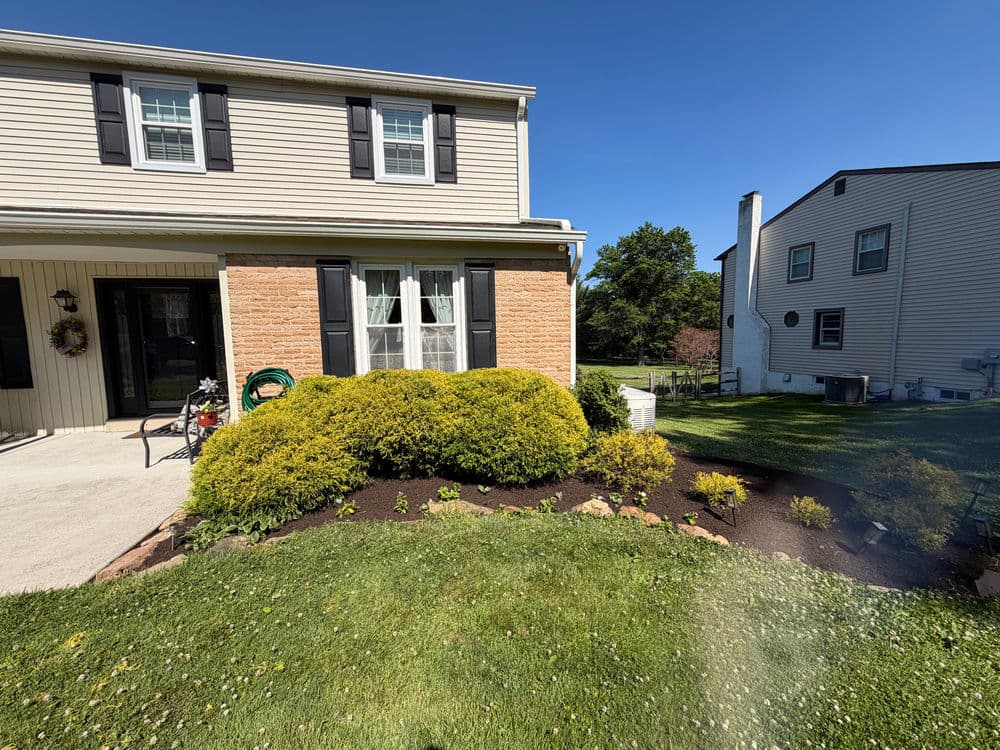 🌿 Landscape Maintenance in Southampton, PA image