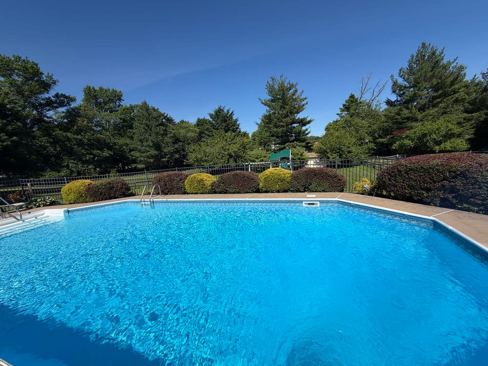 Gallery photos for 🌿 Landscape Maintenance in Southampton, PA: Image #5