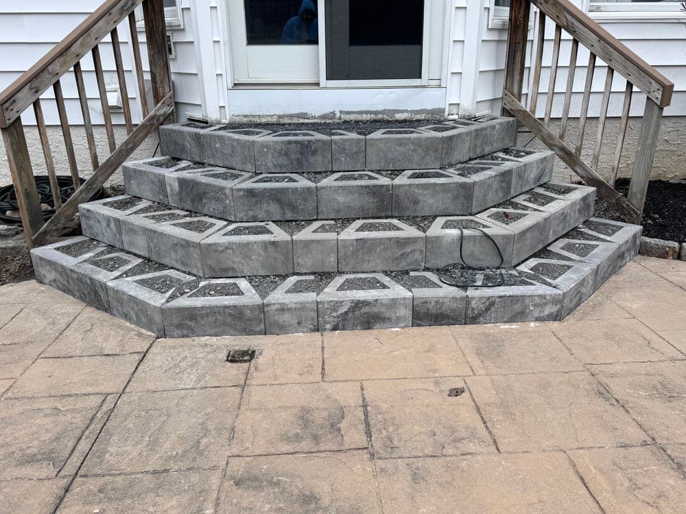 Gallery photos for Complete Hardscape Overhaul Steps Walkways and More in Pipersville PA: Image #2
