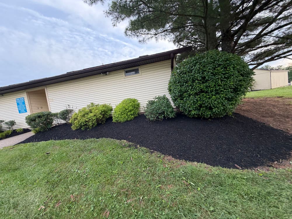 Gallery photos for Mulch Installation and Bed Cleanup Across Doylestown PA Properties: Image #8